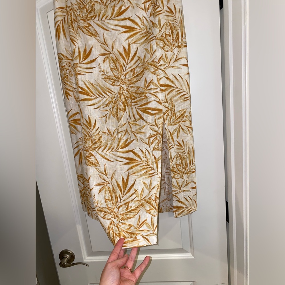 Lost & Wander Linen Blend Midi Skirt Tropical Print - Picture 3 of 14